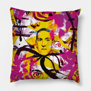 H. P. Lovecraft V Pillow