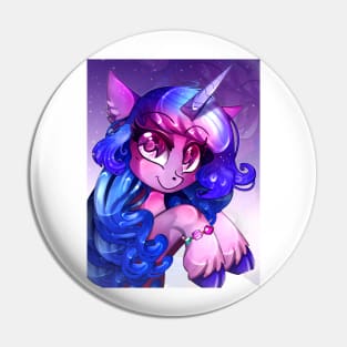 Izzy Moonbow Pin