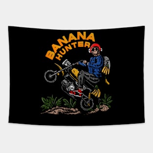 Banana hunter Tapestry