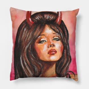 Shannen Doherty Pillow