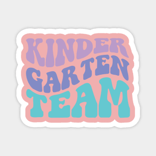 KINDERGARTEN team Magnet