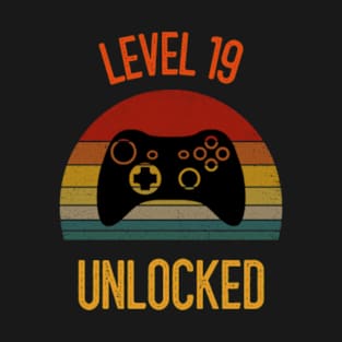 19th birthday gamer level 19 unlocked T-Shirt