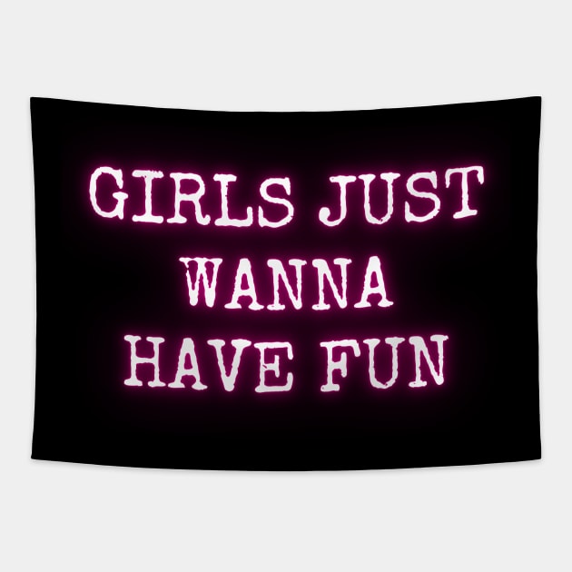 Girls just wanna have fun Tapestry by la chataigne qui vole ⭐⭐⭐⭐⭐