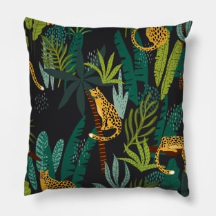 Leopard in a jungle print Pillow