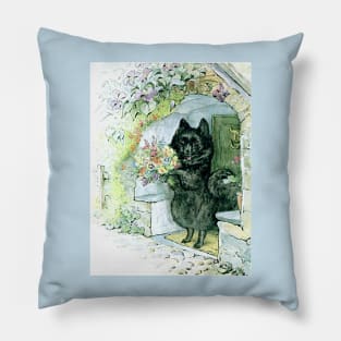 Duchess in the Porch - The Tale of the Pie and the Patty Pan - Beatrix Potter Pillow