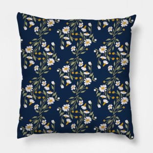 Chamomile flower pattern Pillow