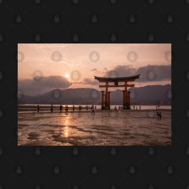 Gorgeous sunset at itsukushima torii gate by AvonPerception