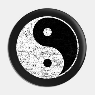 yin yang Pin