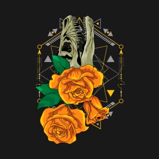 skull roses flowers T-Shirt