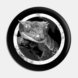 Distressed Pet Crested Gecko Icon Pin