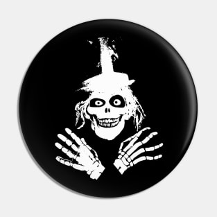 Hatbox Misfit Pin