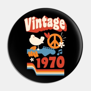 Vintage 1970 - Woodstock Style Pin