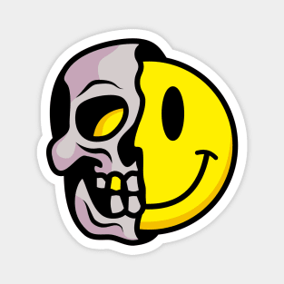 Smiley Skull Magnet