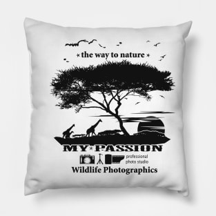 Natur - wildlife - the way to nature Pillow