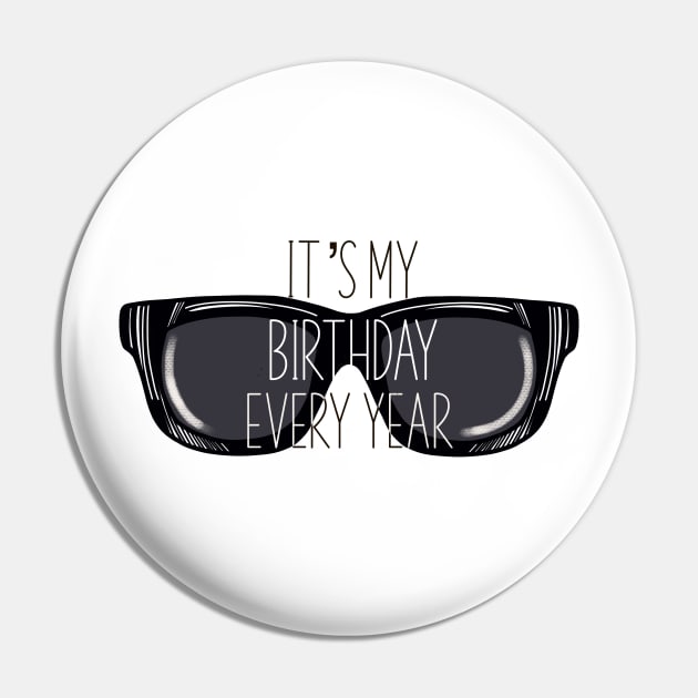 Birthday Pin by Marike Korting Art