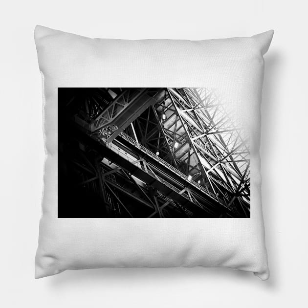 the persistent dream of Pythagoras Pillow by blumwurks