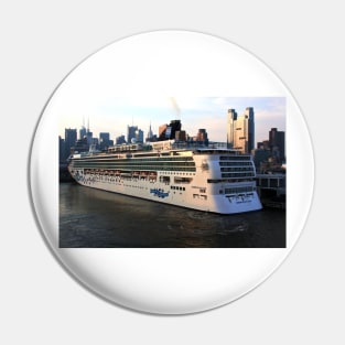 Norwegian Gem in NYC Pin