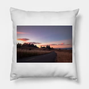 Sunset on Kneeland road Pillow