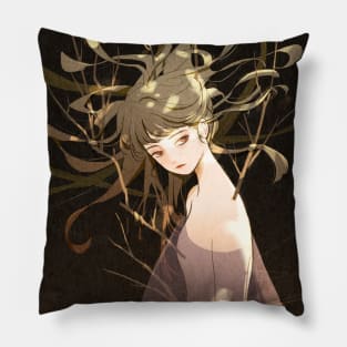 Ensnare Pillow