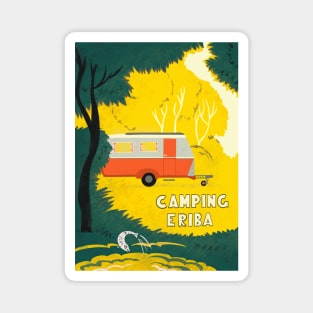 Vintage Caravan in Woodland Magnet