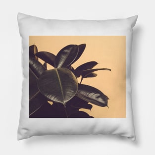 Golden botanical leaves Pillow