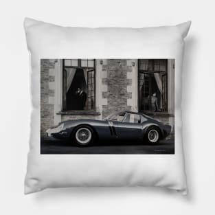 Miss Ferrari. 250 GTO. Windows Pillow