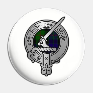 Clan Gunn Crest & Tartan - Old Norse Pin