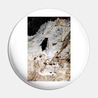 Marble quarry (T850/0153) Pin