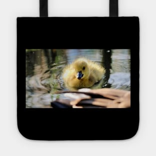 Smiling baby duck Tote