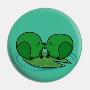 Froggy Kiss Pin