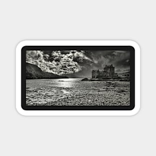 Eilean Donan Castle-Scotland Magnet