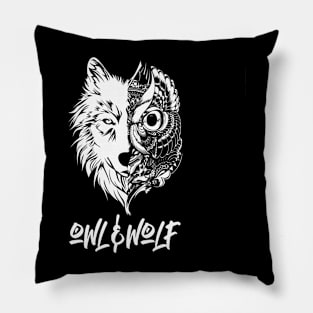 Owl n wolf Pillow