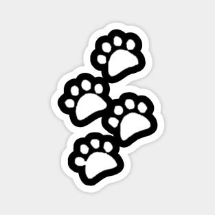 Cute little Paws Magnet