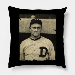 Ty Cobb, 1909 in Detroit Tigers Pillow