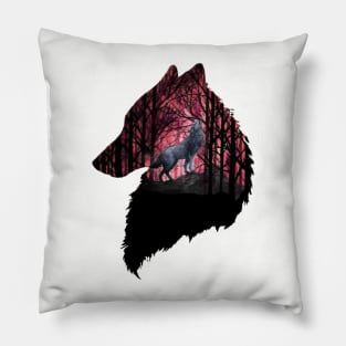 wolf in the woods Pillow