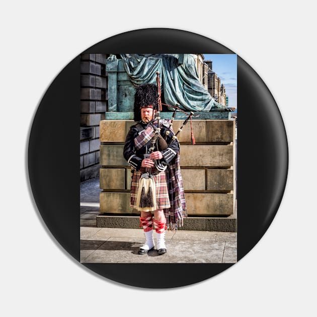 Bagpipe Player Pin by ansaharju