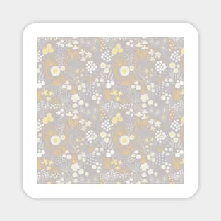 Flower Field Gray Yellow White Magnet