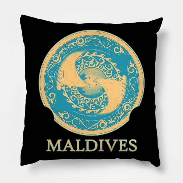 Giant Manta Ray Maldives Diving Pillow by NicGrayTees