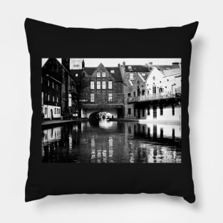 Gas street basin and canal Birmingham uk Pillow