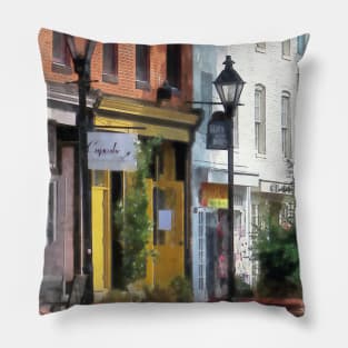 Baltimore MD - Quaint Fells Point Street Pillow