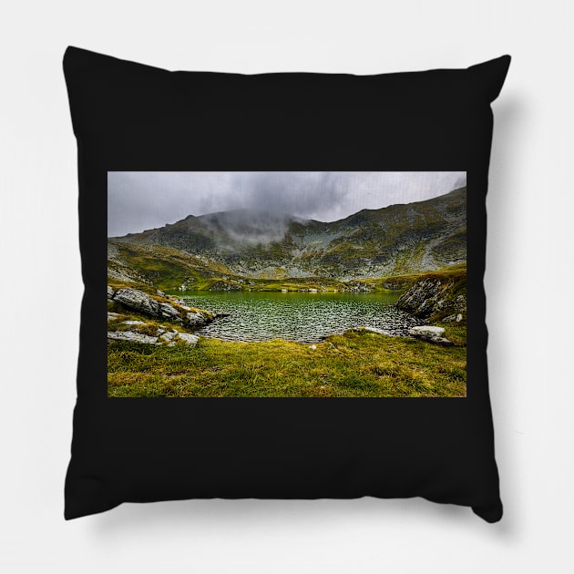 Romanian Carpathians and glacial lake Capra Pillow by naturalis