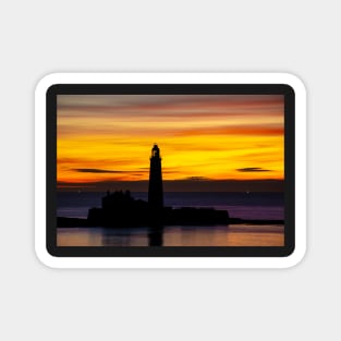 St marys lighthouse sunrise Magnet