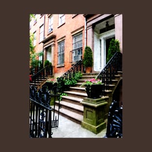 Manhattan NY - Chelsea Brownstone T-Shirt