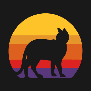 A T-shirt that combines the shadow of a cat in the sunset T-Shirt