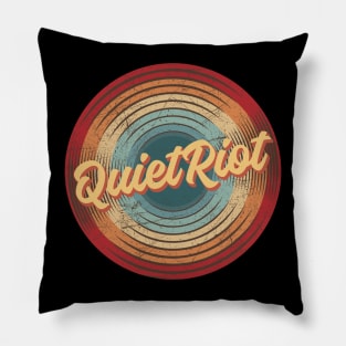 quiet riot vintage circle Pillow