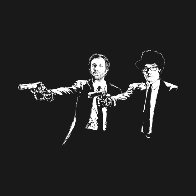 Discover IT Crowd Roy And Moss Pulp Fiction - It Crowd - T-Shirt