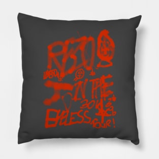 Rezzo join the eyeless tour Pillow