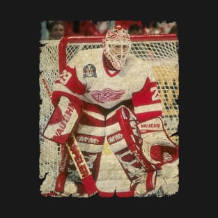 Mike Vernon, 1995 in Detroit Red Wings (95 GP) T-Shirt