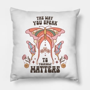 Butterflys Matters Distressed Pillow