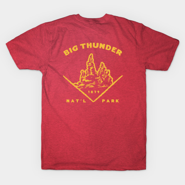 Disover Big Thunder National Park - Pocket Placement - Disneyland - T-Shirt